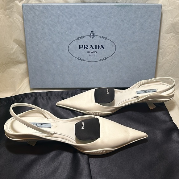 Prada Calzature Donna Blanco and Nero Nylon Bicolore EU 36.5 U.S. 6 - Picture 5 of 9